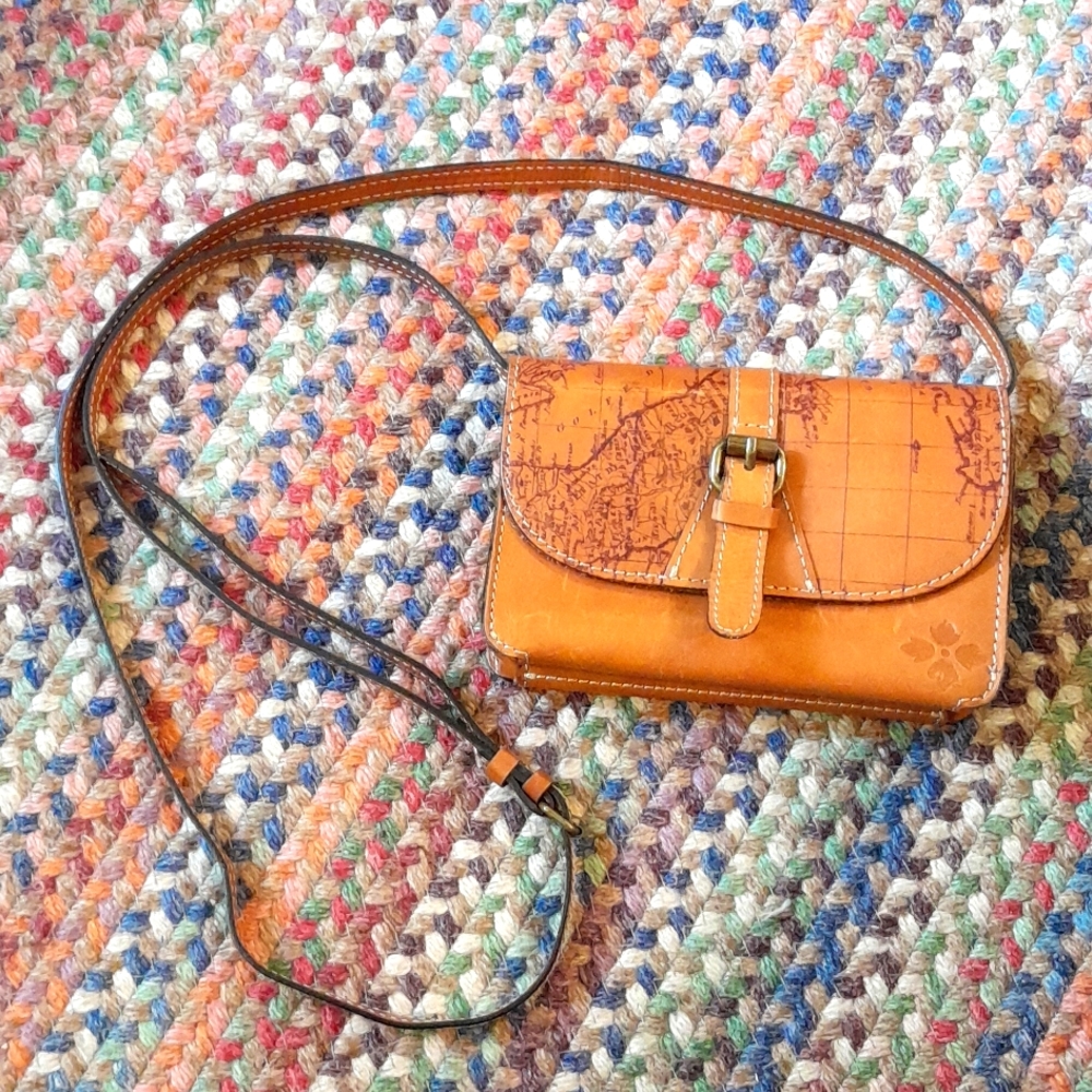 Patricia Nash MAPS leather crossbody with detachable strap